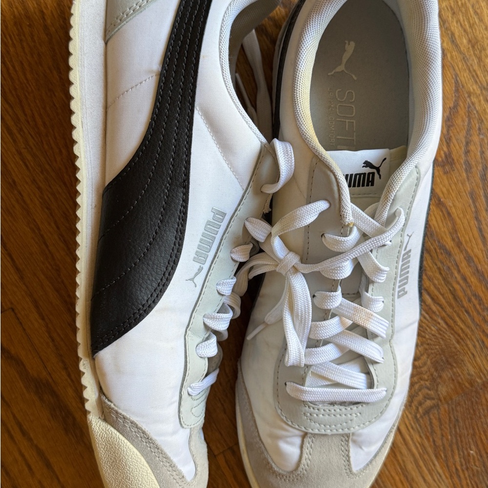 Puma Men's Classic White and Black Sneakers